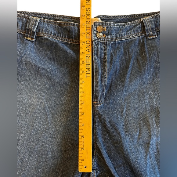 CJ Banks Women’s Denim Shorts High Waist Cinch Back Buckle Button 4 Pockets 24W. - Picture 7 of 9